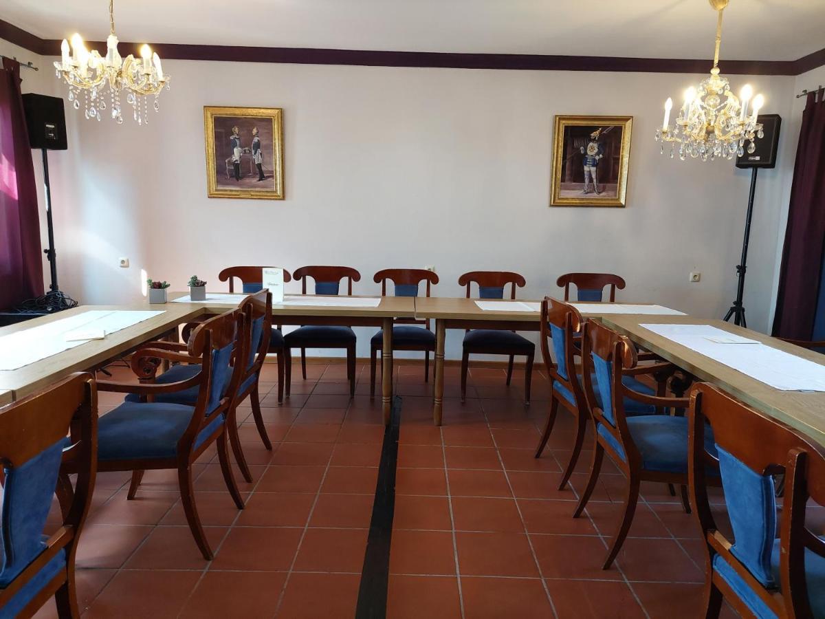Der Heurige Im Gasthaus Zum Loewen Freising Kültér fotó