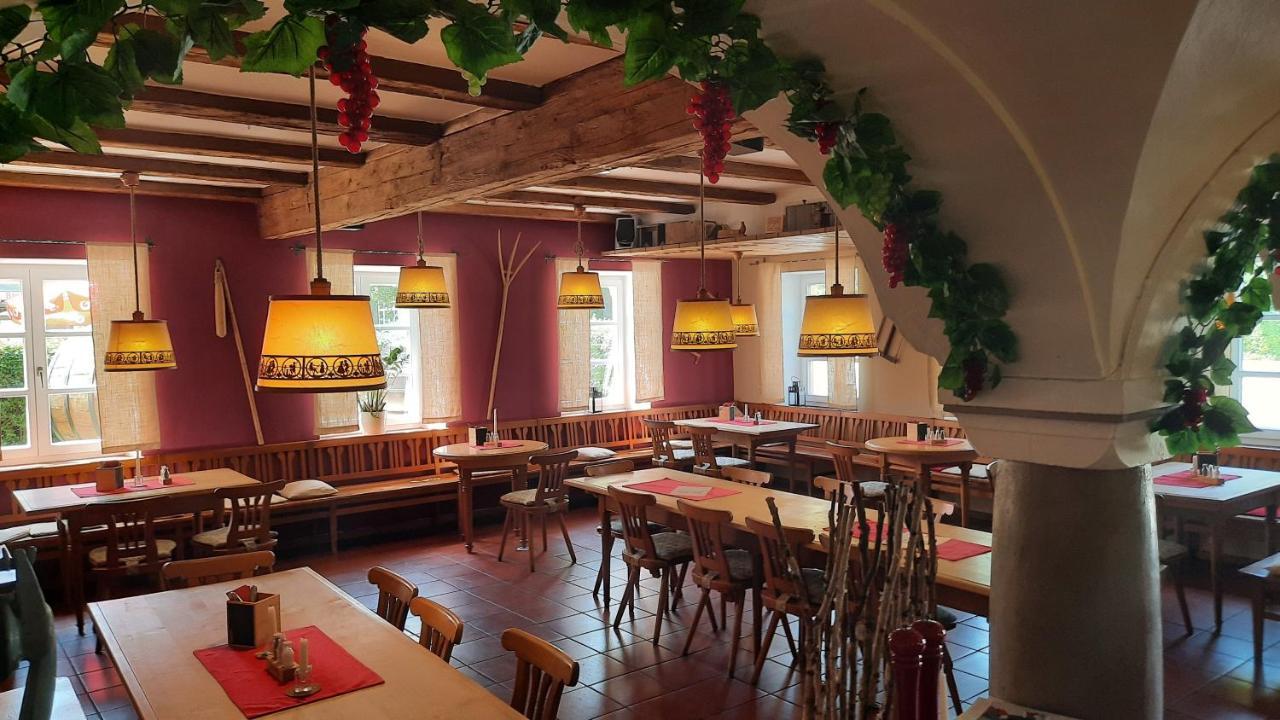 Der Heurige Im Gasthaus Zum Loewen Freising Kültér fotó