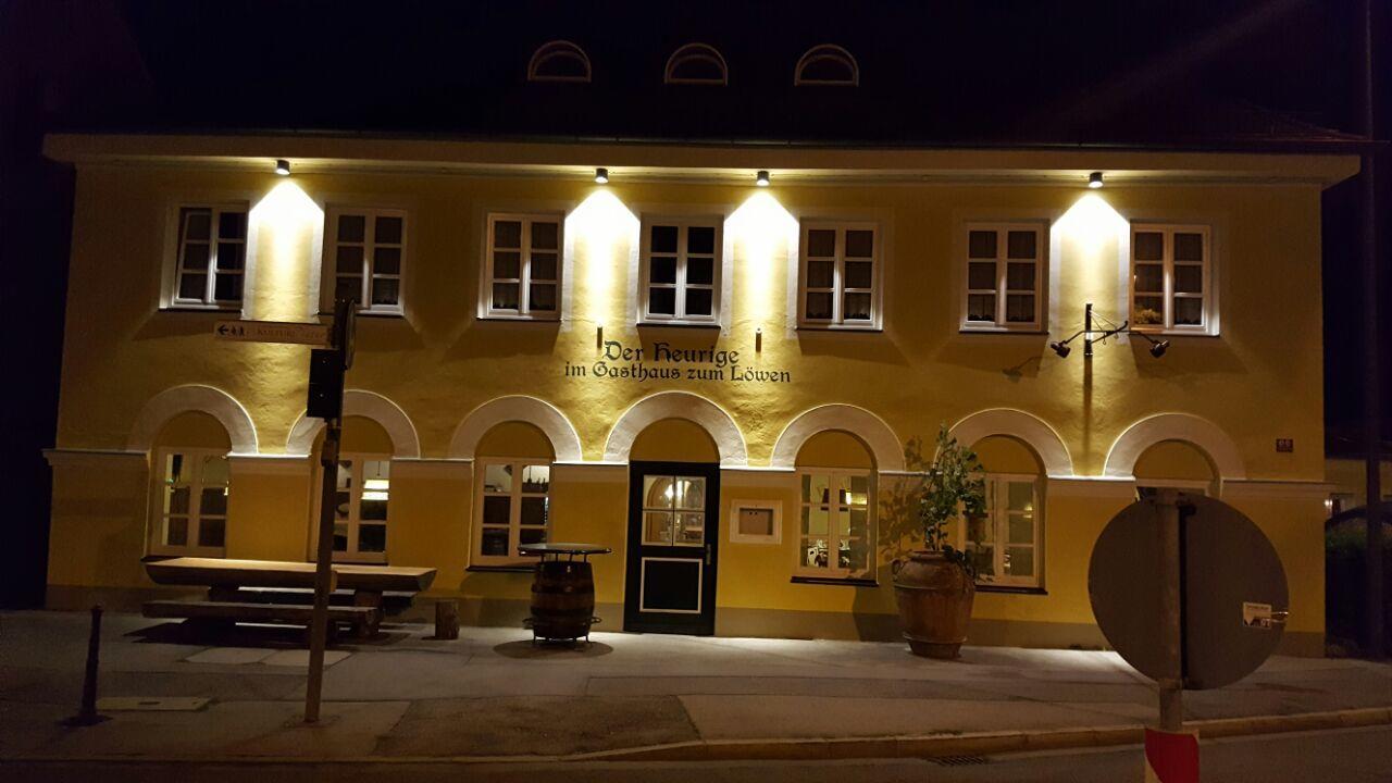 Der Heurige Im Gasthaus Zum Loewen Freising Kültér fotó